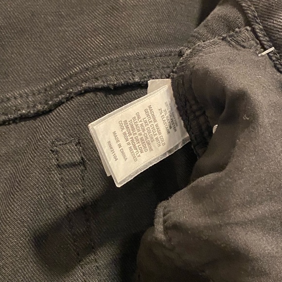 Wonderly Cropped Straight Black Rinse Wash Sleek Sculpt Jeans Size 16 NWT - Picture 11 of 16